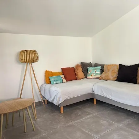 Casa vacanze Maison Avec Jardin Et Accès Wi-fi à - Fr-1-413-260